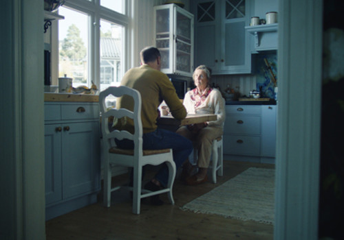 5 ting du bør snakke med de eldre om